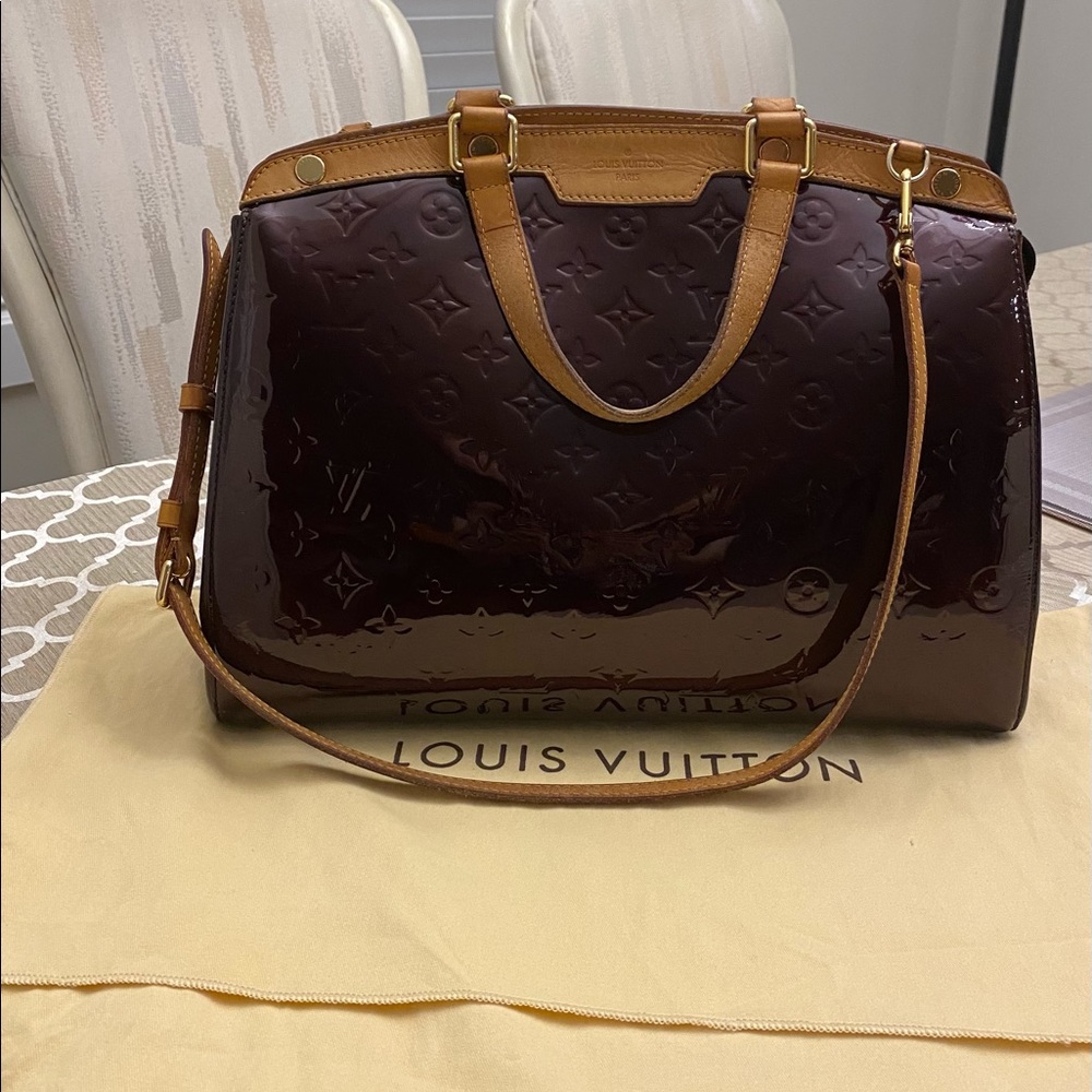Louis Vuitton Brea Vernis Amarante GM